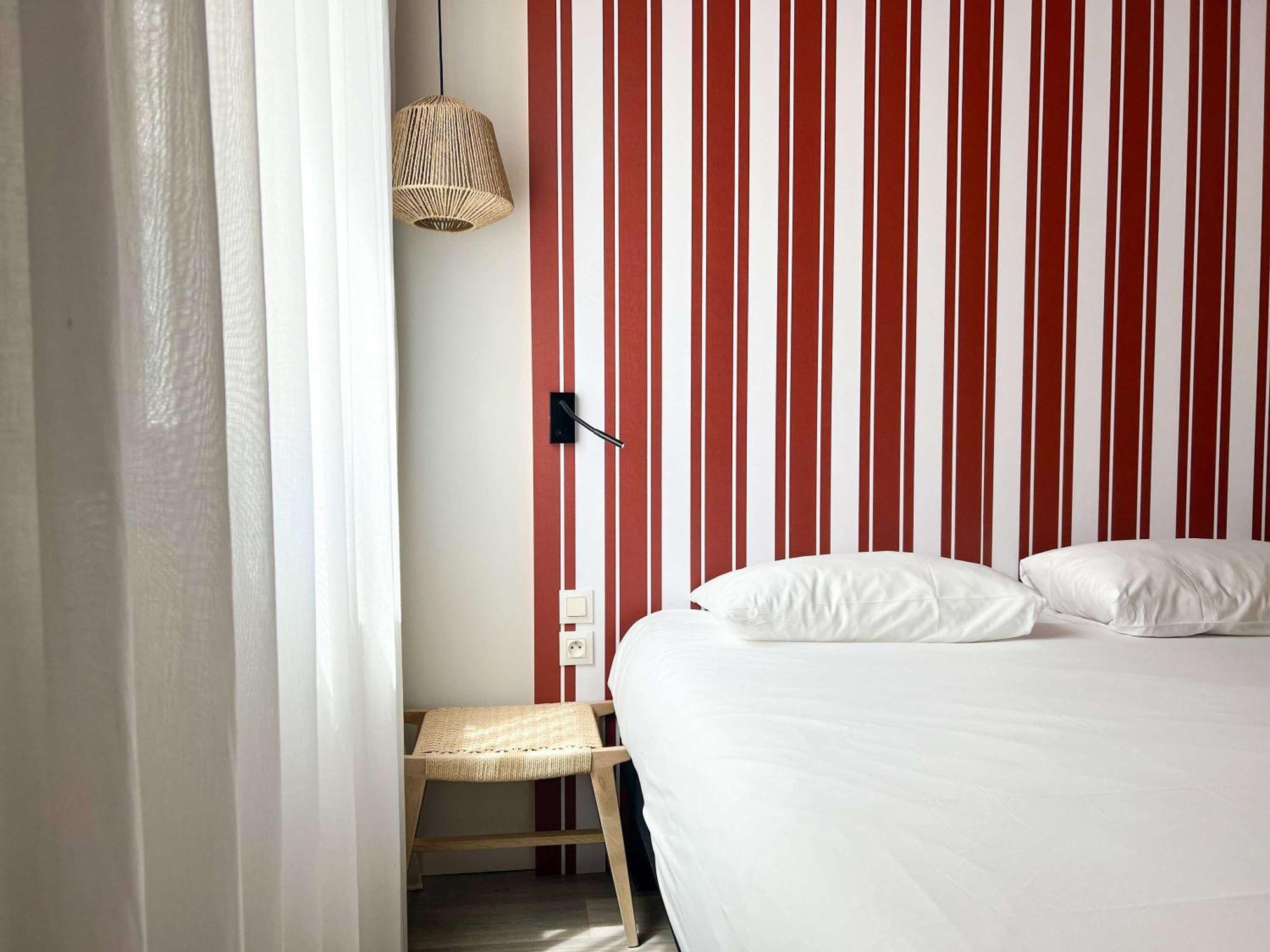 Ibis Styles Nimes Gare Centre Hotel Exterior photo