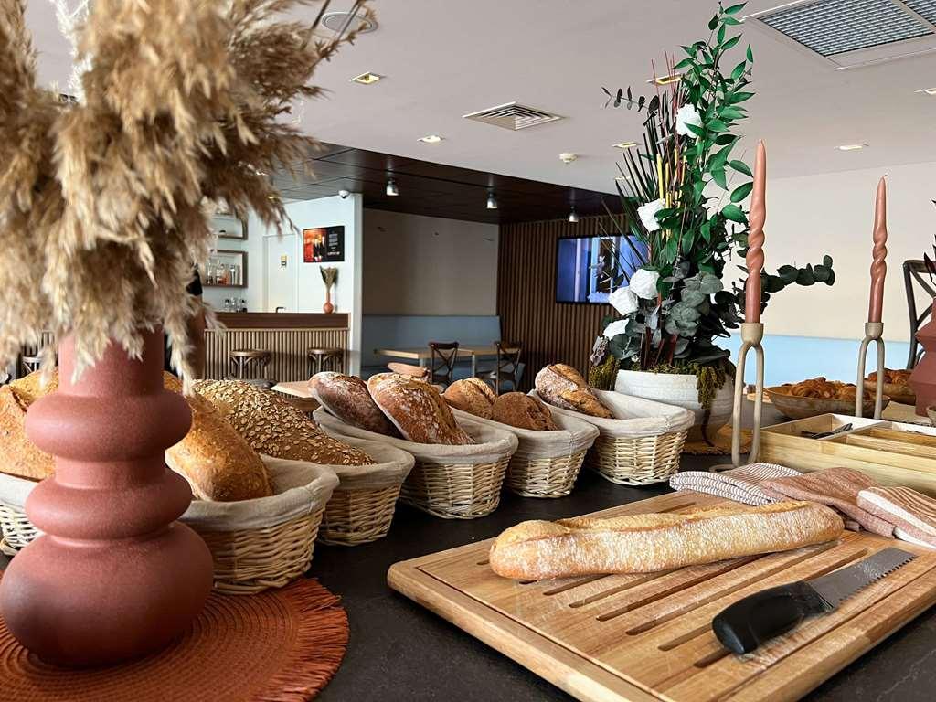 Ibis Styles Nimes Gare Centre Hotel Restaurant photo